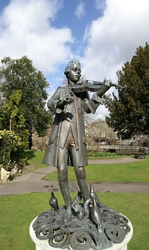 Statue of Young Mozart in Parade Gardens