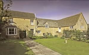 Cowley House is a beautiful mid 18th century Cotswold stone property, originally a farm house. and granary.