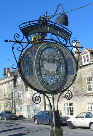 Northleach town entry sign
