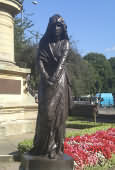 Lady Macbeth at the Gower Memorial