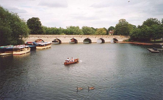 Picture of Clopton Bridge